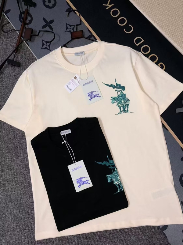 ブランドTシャツ背面デザイン